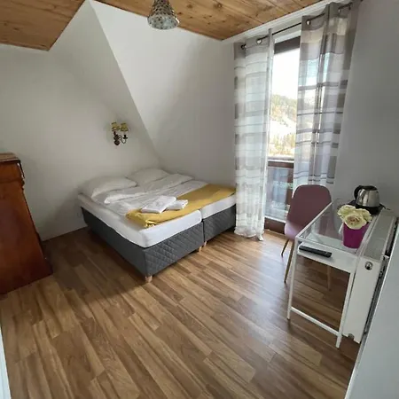 Κατάλυμα σε φάρμα Agropajda Sokolec